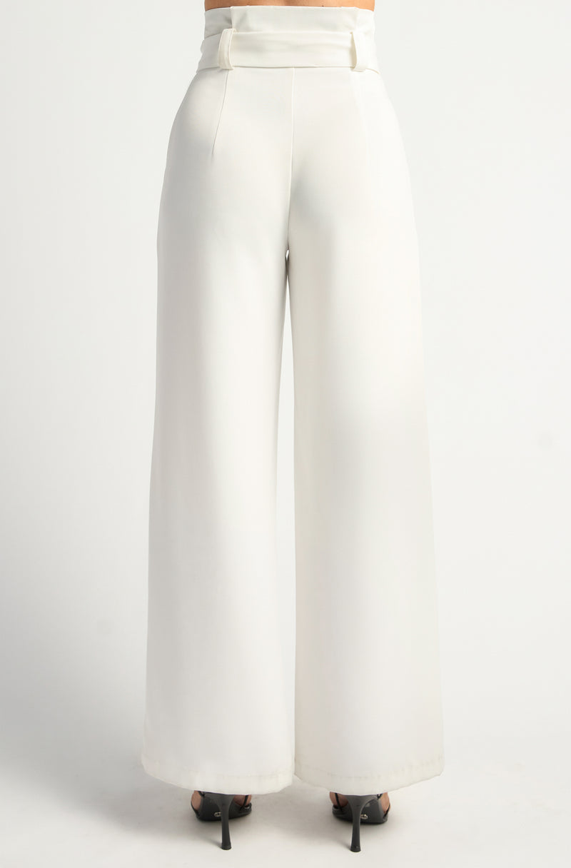 High Waist Paper Bag White Pants Paper Bag Pants Do You Love Them Or Hate Them? High Waist Paper Bag White Pants Paper Bag Pants Do You Love Them Or Hate Them?